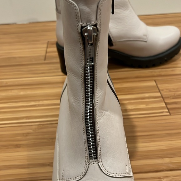 Off-White Boots Size 8 - Picture 9 of 11